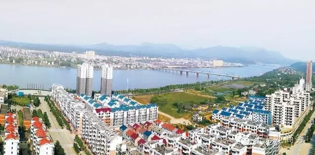 東方龍商務與江西省萬安縣達成委托招商引資合作,助力加快轉型步伐,增強發(fā)展后勁 東方龍商務與江西省萬安縣達成委托招商引資合作,助力加快轉型步伐,增強發(fā)展后勁