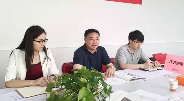 東方龍商務舉行四場投資選址項目政府對接會,并將同步推進項目考察 東方龍商務舉行四場投資選址項目政府對接會,并將同步推進項目考察