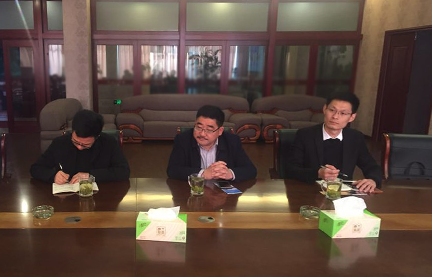 陪同政府園區(qū)對接考察汽車城市綜合體投資選址項目，升級當?shù)仄嚭笫袌龇?wù)