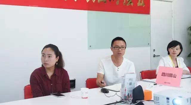 東方龍商務舉行四場投資選址項目政府對接會,并將同步推進項目考察 東方龍商務舉行四場投資選址項目政府對接會,并將同步推進項目考察