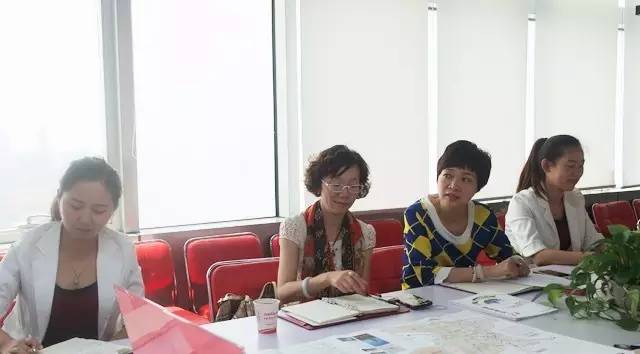 東方龍商務舉行四場投資選址項目政府對接會,并將同步推進項目考察 東方龍商務舉行四場投資選址項目政府對接會,并將同步推進項目考察