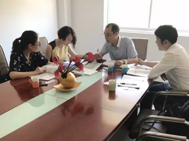 陪同嘉興余新鎮對接考察高端機電設備投資選址項目,進一步推進項目合作 陪同嘉興余新鎮對接考察高端機電設備投資選址項目,進一步推進項目合作