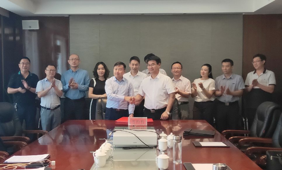東方龍商務(wù)集團(tuán)成立5周年系列報道之四 服務(wù)篇《升級服務(wù)質(zhì)量永遠(yuǎn)在路上》 東方龍商務(wù)集團(tuán)成立5周年系列報道之四 服務(wù)篇《升級服務(wù)質(zhì)量永遠(yuǎn)在路上》