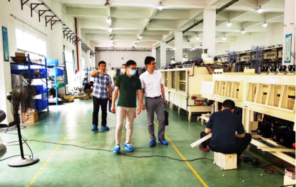 陪同政府園區(qū)赴PCB設備制造投資選址項目方對接考察，務實推進項目合作進展