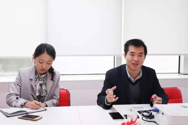 上海東方龍商務公司成功舉行智能空氣凈化器投資選址項目的政府對接會 上海東方龍商務公司成功舉行智能空氣凈化器投資選址項目的政府對接會