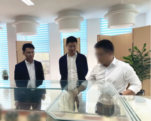 接待、對接兩不誤!今日,兩家行業(yè)領(lǐng)軍投資選址制造商成功對接地方政府 接待、對接兩不誤!今日,兩家行業(yè)領(lǐng)軍投資選址制造商成功對接地方政府