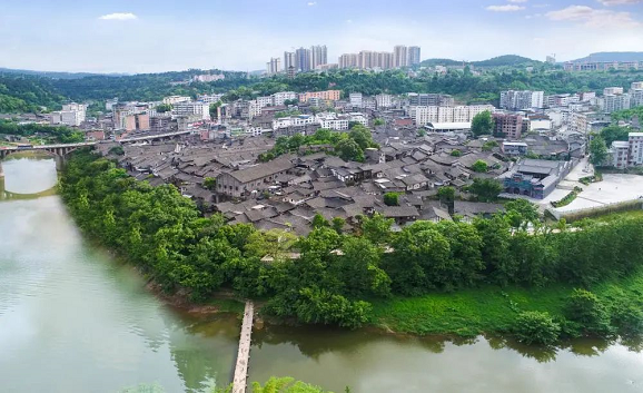全力助推四川巴中恩陽區(qū)委托招商引資，合力打造產(chǎn)業(yè)新城