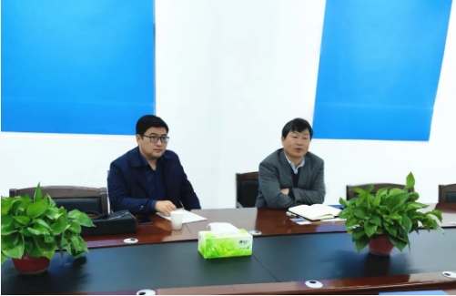 今日，集團(tuán)成功推進(jìn)3家高質(zhì)投資選址企業(yè)對(duì)接地方政府，均取得良好成效