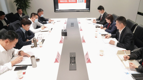 進(jìn)博首日，迎來(lái)政府來(lái)訪小高峰！全國(guó)40多家政府蒞臨東方龍商務(wù)集團(tuán)考察交流