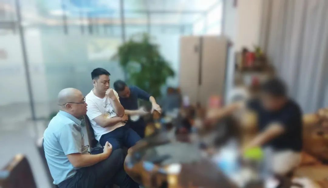 項目落地周期短、見效快！重慶某地方政府實地考察高品質鋼化膜生產擴建投資選址項目