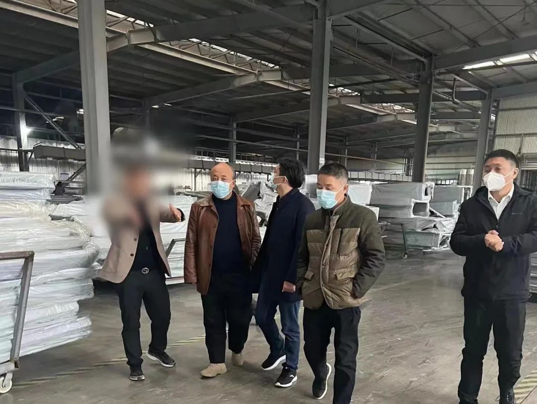 年產值10億！浙江某地方政府赴高檔庭院裝飾配件擴建投資選址項目企業考察調研