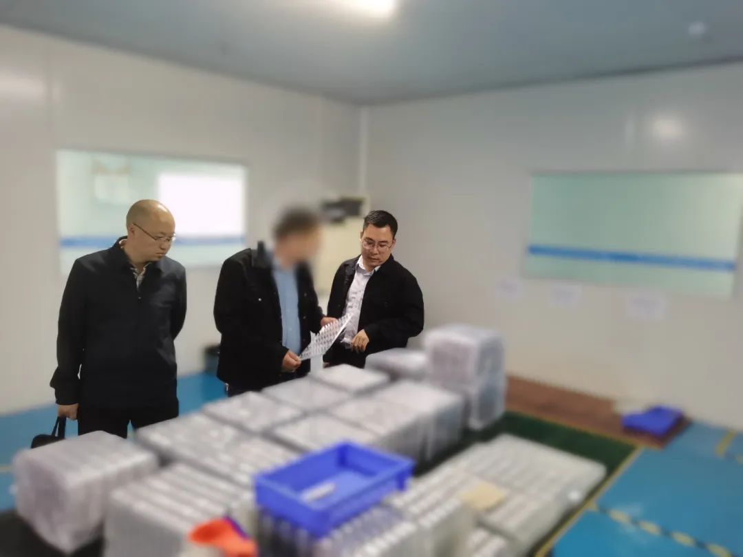 高新技術(shù)企業(yè)，與國內(nèi)多所院校建立合作！重慶某地方政府實地對接高品質(zhì)新能源鋰電投資選址項目