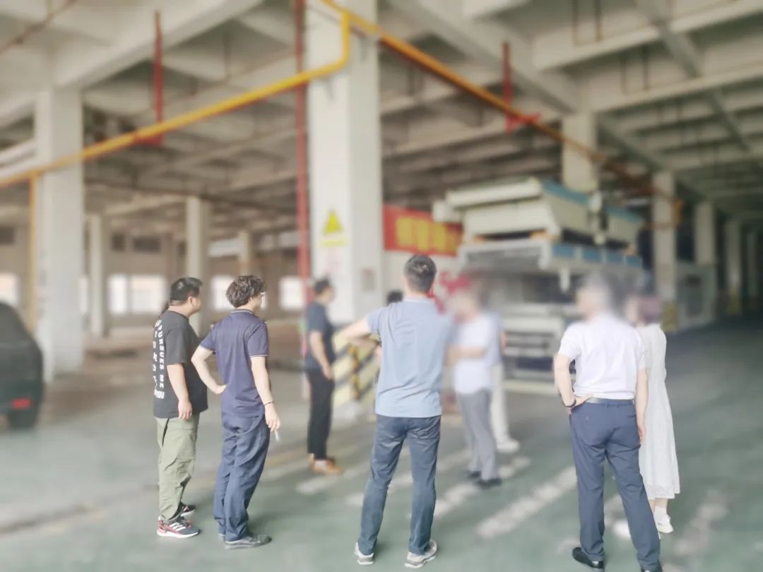 應用前景廣闊，市場訂單充足！高端汽車零部件生產擴建投資選址項目方赴浙江某地方政府實地對接考察