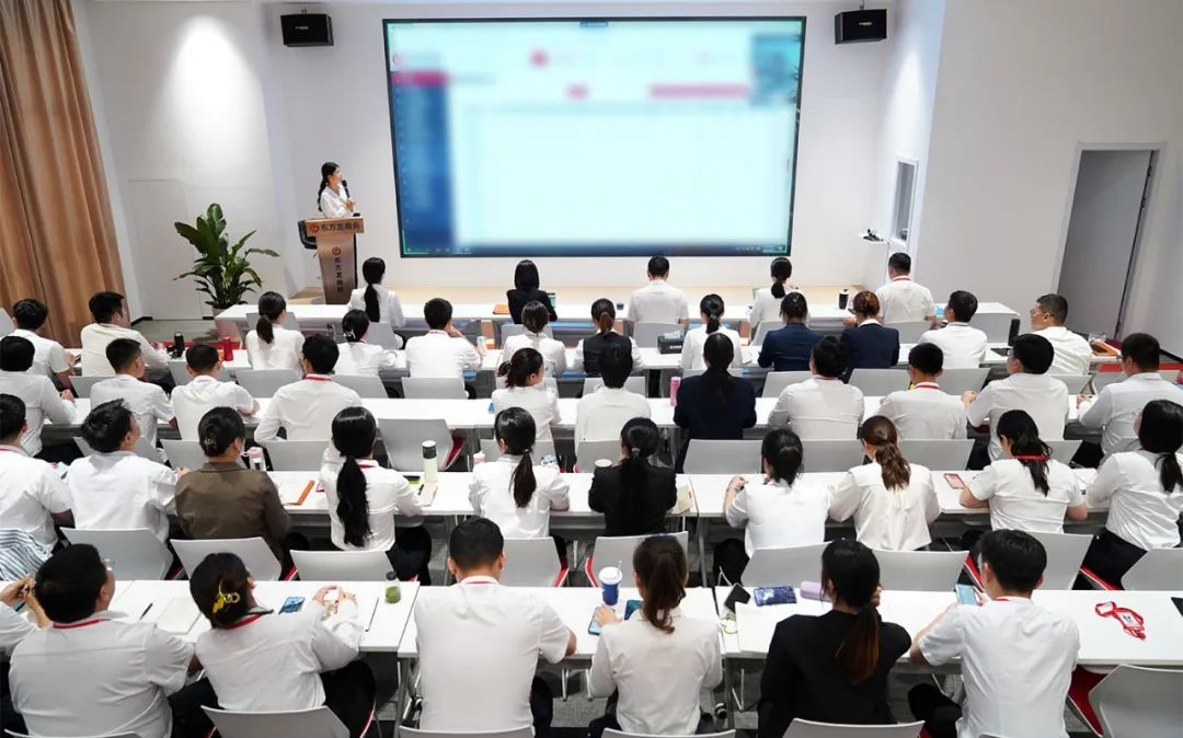 放大項(xiàng)目開發(fā)量，提振發(fā)展精氣神！9月上旬，集團(tuán)共34個優(yōu)質(zhì)投資選址項(xiàng)目通過評估