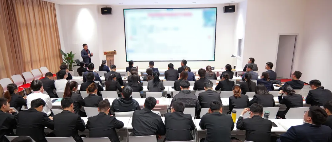 以招商為抓手,以項(xiàng)目為動(dòng)力!3月下旬,集團(tuán)共46個(gè)優(yōu)質(zhì)投資選址項(xiàng)目通過(guò)評(píng)估 以招商為抓手,以項(xiàng)目為動(dòng)力!3月下旬,集團(tuán)共46個(gè)優(yōu)質(zhì)投資選址項(xiàng)目通過(guò)評(píng)估