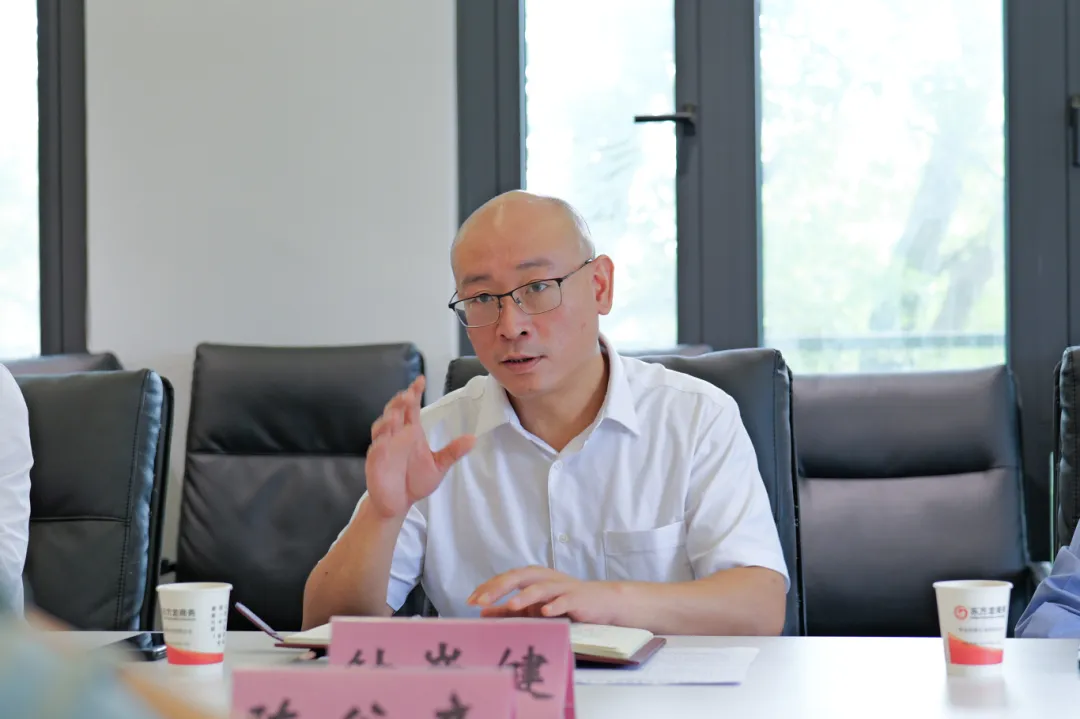 上海東方龍商務集團與上海建工海南區域總部成功簽約，攜手開啟招商合作新藍海！