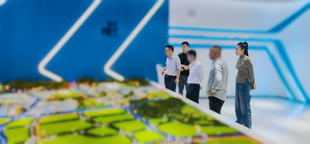 24小時完成雙向考察，東方龍商務服務效率再獲政企點贊！新能源鋰電池生產擴建投資選址項目方反向考察江西某地方政府
