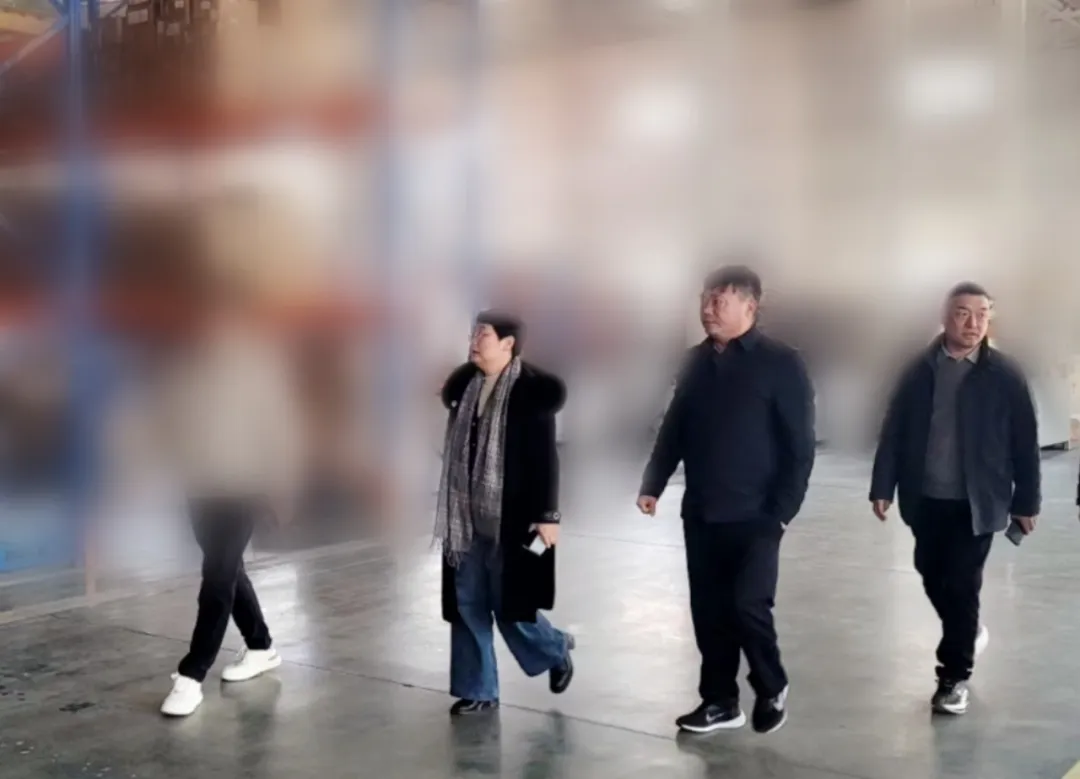 產品線十分豐富，國內擁有多處成熟基地！河南某地方政府實地對接高端運動服飾擴建投資選址項目